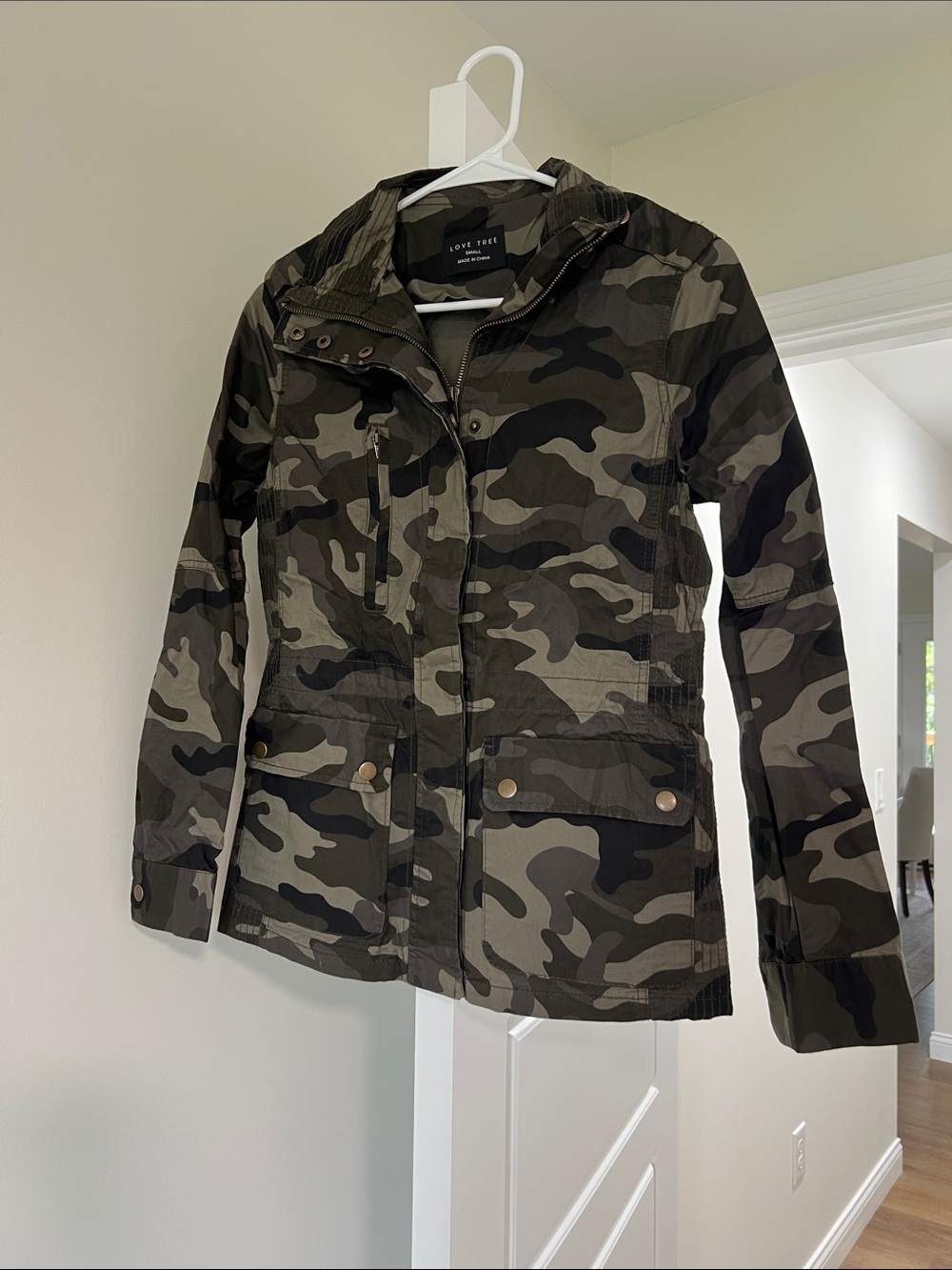Love Tree Women's Camo Utility Jacket - Olive/Black